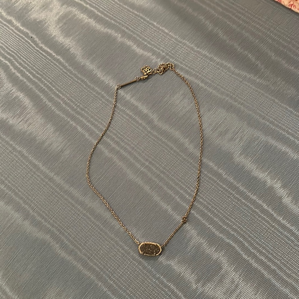 KENDRA SCOTT NECKLACE